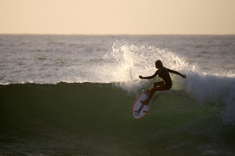Newcastle Detailed Surf Report Surf Photos Live Winds