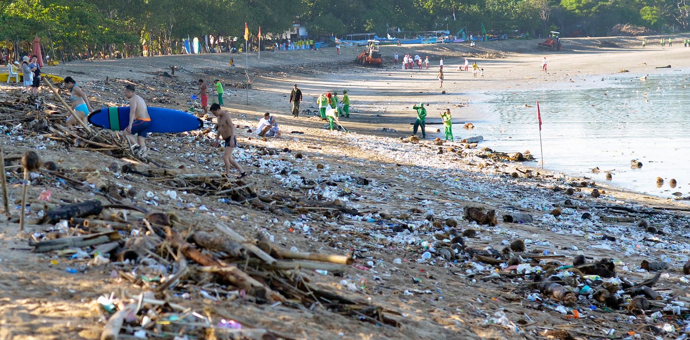 Vanimo Beach Hotel - Swimming Among Bali's Plastic Tide | Surfpolitik | Swellnet