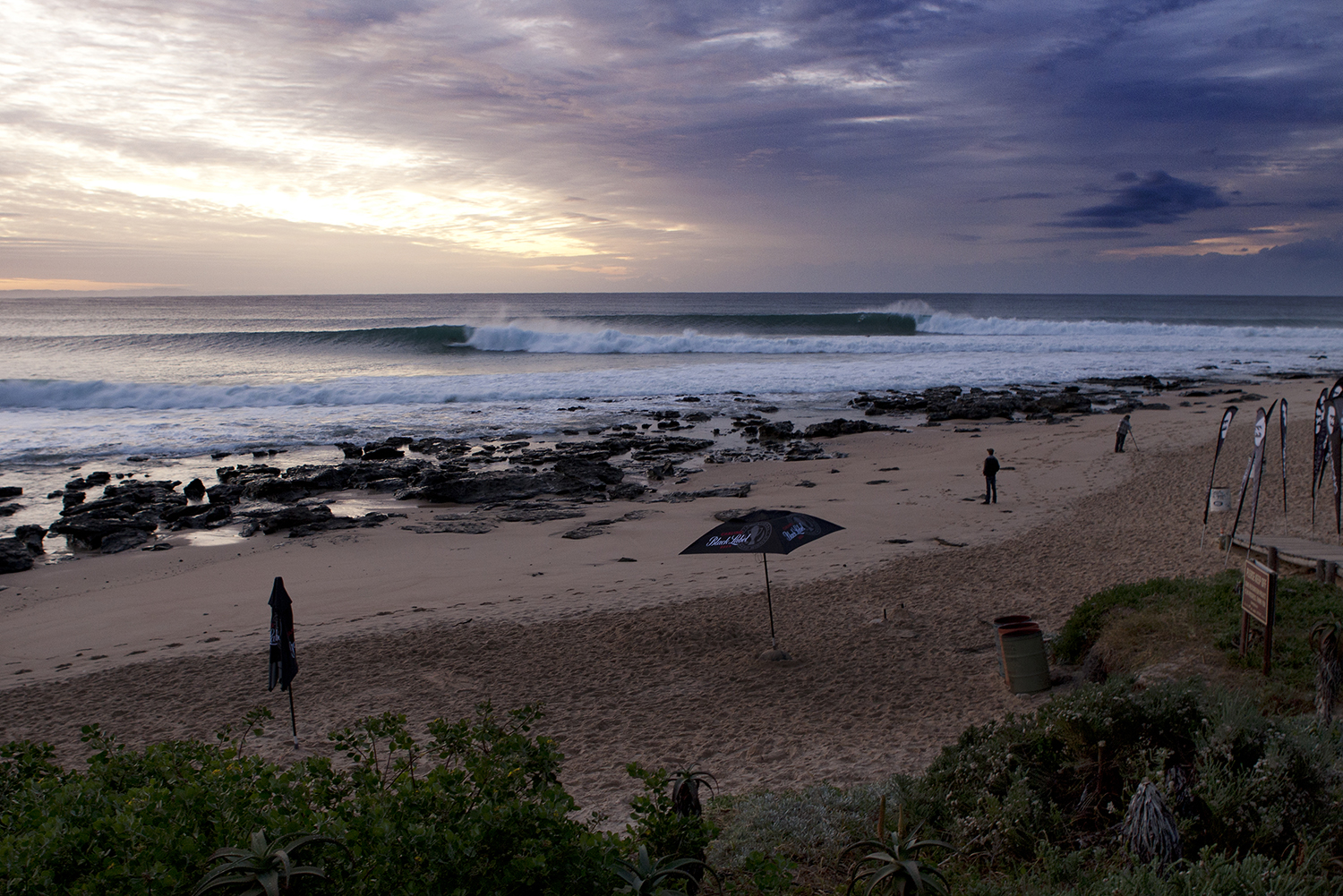 ASP Returns to Jeffreys Bay | Form Guide | Swellnet
