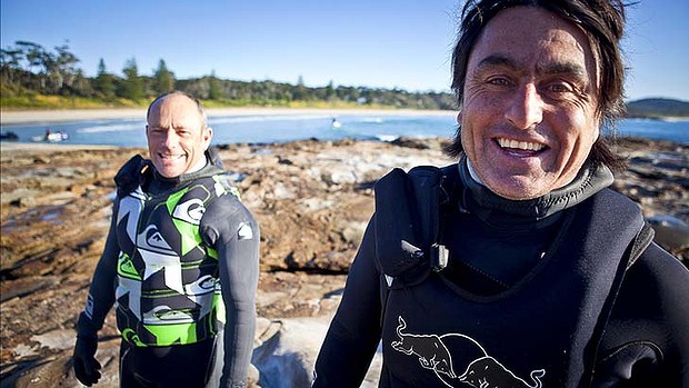 art-surfers2-620x349.jpg