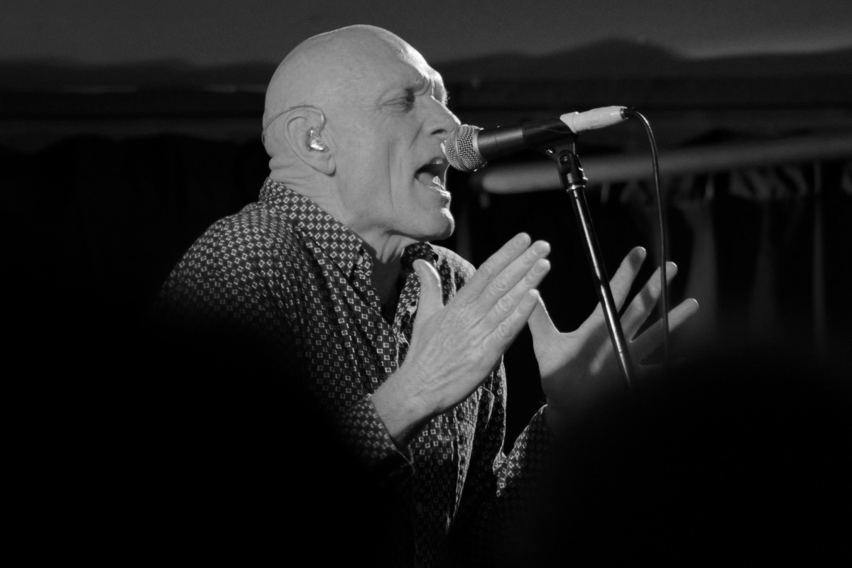 peter_garrett_at_the_settlers_tavern.jpg