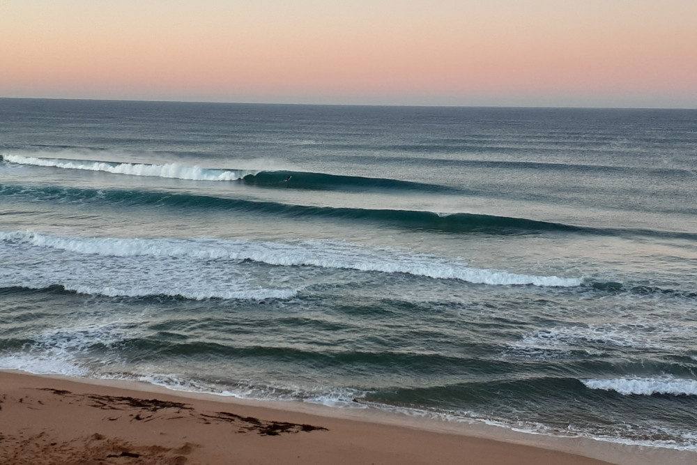 Warrnambool Detailed Surf Report, Surf Photos, Live Winds, Tides and