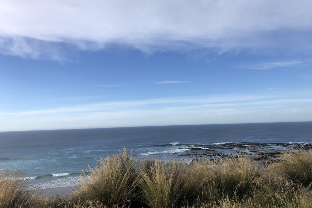 Phillip Island Detailed Surf Report, Surf Photos, Live Winds, Tides and