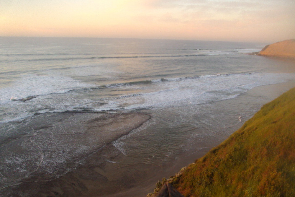 Torquay Detailed Surf Report, Surf Photos, Live Winds, Tides and