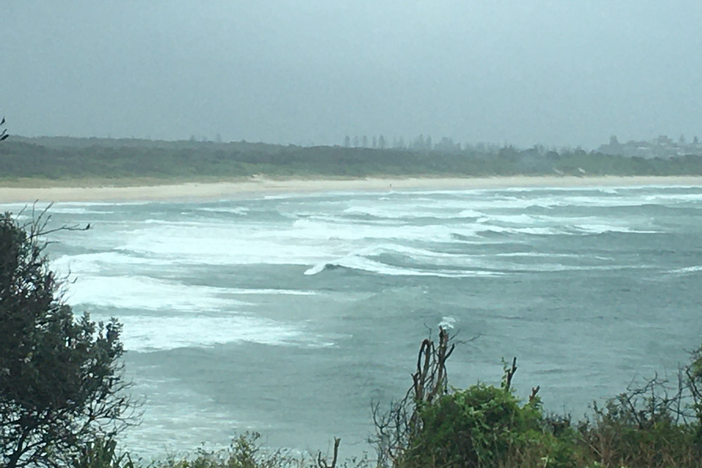 Yamba Detailed Surf Report, Surf Photos, Live Winds, Tides and Weather