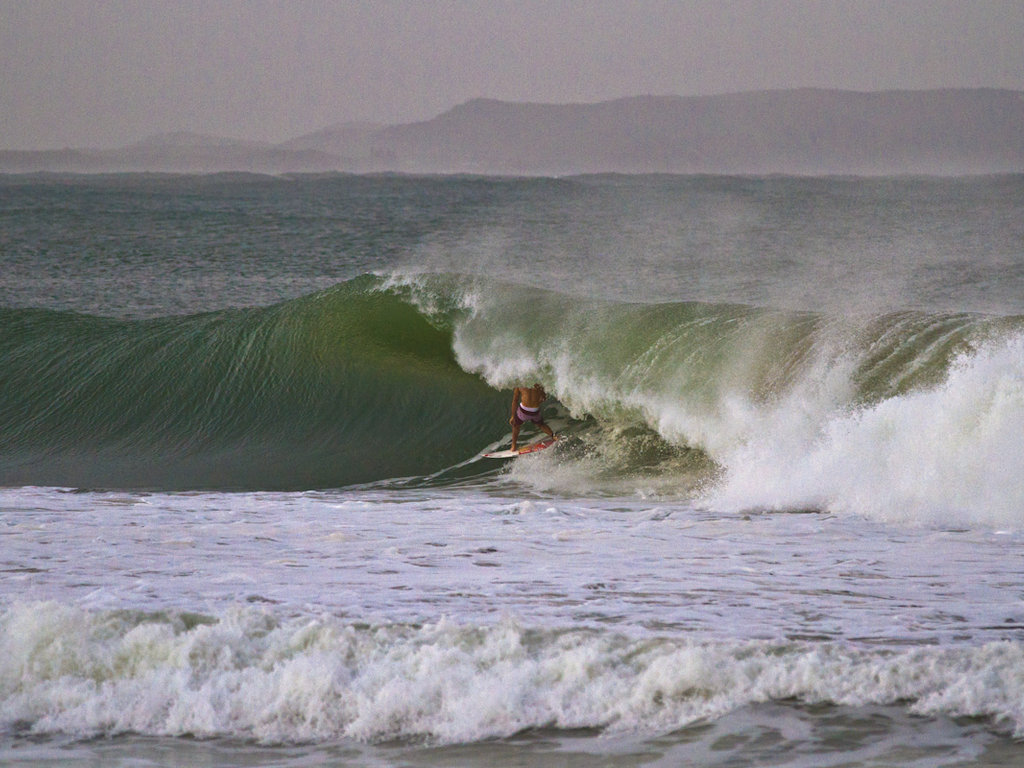 Crowded serenity at Noosa | Surf Photos by Mick Curley ...