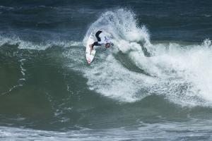 bells beach rip curl pro seas stormy blistering performances swellnet april friday